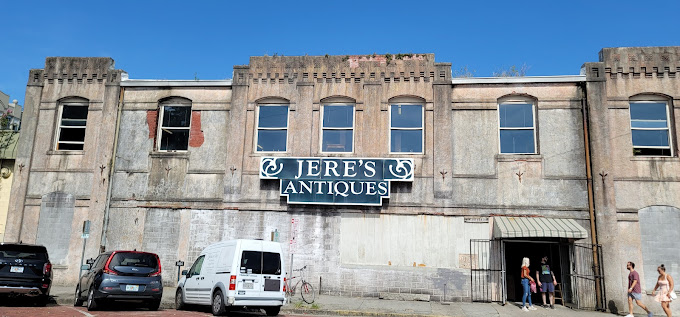 Jere’s Antiques